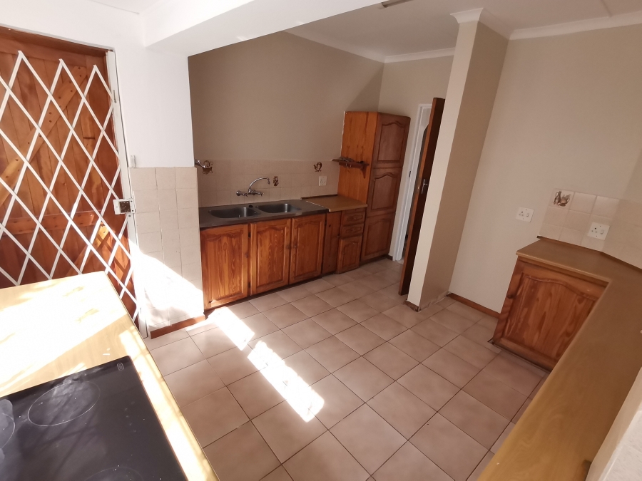 To Let 3 Bedroom Property for Rent in Beacon Bay Eastern Cape